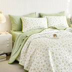 Wake In Cloud - Floral Quilt Set, Coquette Cottagecore Shabby Chic Flower Pattern for Women Teen Girls, Reversible Lightweight Bedspread Coverlet, 3 Pieces, White Green, Twin/Twin XL Size
