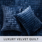 RECYCO Luxury Velvet Quilt Set, California King 118'' x 106'' Oversized Bedspread, Ultra Soft Velvet Comforter, Lightweight Box Stitch Bedding Sets for All Season, with 2 Shams, Navy Blue