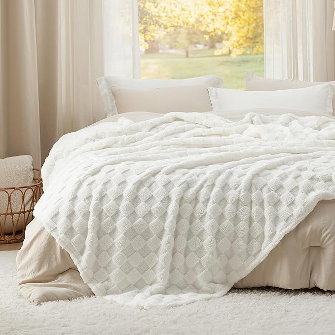 Bedsure GentleSoft California King Blanket for Bed - Super Soft Cozy Blankets for Women Men Girls, Large Fuzzy Fleece Throw for Bedroom Decor, White, 102x96 Inches