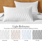 akkialla King/Cal King Size Quilt Bedding Set,White Lightweight Microfiber Soft Bedspread,Modern Style Geometric Pattern Coverlet Set for All Seasons,3 Piece(1 Quilt,2 Pillow Shams)