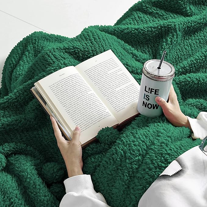 HORIMOTE HOME Ultra Soft Sherpa Throw Blanket with Pompom Fringe, Lightweight Plush Boho Throw Blanket for Couch, Sofa, Bedroom,Travel, Christmas Decor, Warm Blanket for Winter, 50"x60", Green