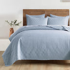 HORIMOTE HOME Light Blue King Size Quilt Set - Soft Microfiber Bedspread with 2 Shams, Lightweight & All-Season Geometric Coverlet for Cozy Bedding