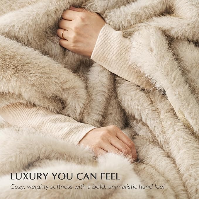 EVERGRACEHOME Luxury Faux Fur Throw Blanket, Soft Fluffy Faux Mink Blankets for Bed, Couch, Sofa, Thick Cozy Plush Warm Fur Throws with Reversible Velvet, Tipped Golden Fox, 50"x60"