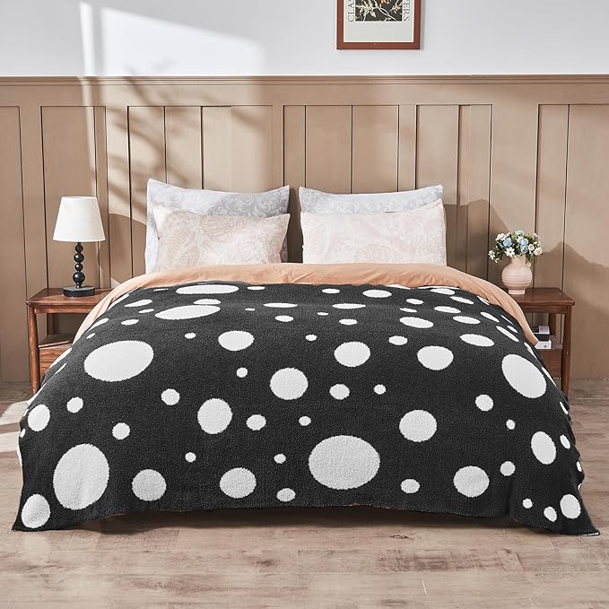 CozeCube Super Soft Fullfy Microfiber Reversible Knitted Blankets, Warm Cozy Fuzzy Plush Throw, Black and White Polka Dot Throw Blanket for Couch Bed Sofa, 50" x 60"
