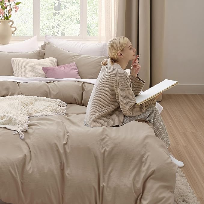 Bedsure Deep Beige Duvet Cover King Size - 3 Pieces Prewashed Cotton-Like Extra Soft Bedding Set, Includes 1 Duvet Cover 104x90 Inches with Zipper Closure & 2 Pillow Shams, Comforter Not Included