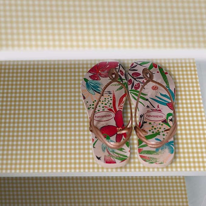 The Master Herbalist Fragrant Sandalwood SCENTED DRAWER LINERS in a BARLEY GINGHAM Design | Pack of 5 Sheets | Contains Essential Oils | MADE IN THE UK.