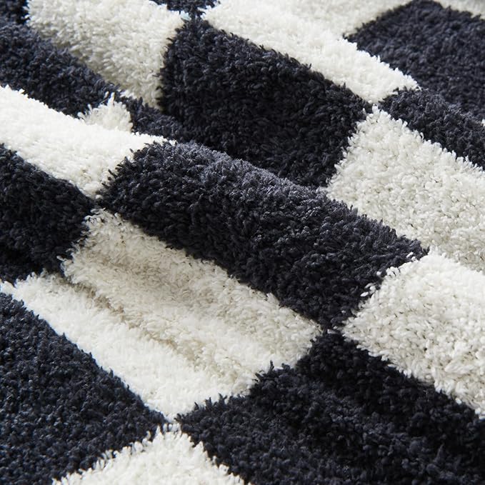 CozeCube Super Soft Fullfy Microfiber Reversible Knitted Blankets, Warm Cozy Fuzzy Plush Throw, Black and White Checkered Throw Blanket for Couch Bed Sofa, 50" x 60"