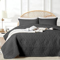 akkialla Full/Queen Size Quilt Bedding Set,Black Lightweight Microfiber Soft Bedspread,Modern Style Geoetric Pattern Coverlet Set for All Seasons,3 Piece(1 Quilt,2 Pillow Shams)