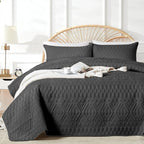 akkialla Twin Size Quilt Bedding Set,Black Lightweight Microfiber Soft Bedspreads,Modern Style Geoetric Pattern Coverlet Set for All Seasons,2 Piece(1 Quilt,1Pillow Sham)