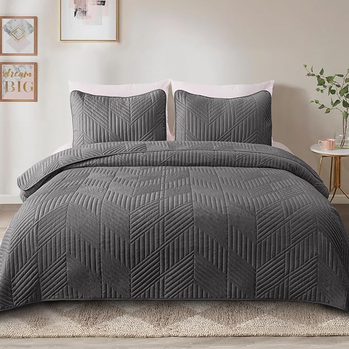 Exclusivo Mezcla Ultrasonic Twin Quilt Bedding Set, Lightweight Grey Bedspreads Soft Modern Geometric Coverlet Set for All Seasons (1 Quilt and 1 Pillow Sham)