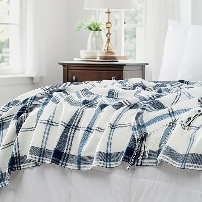 Blue and White Plaid Throw Blanket for Couch,50"X60" Super Soft Cozy Warm Home Decorative Throws with Tassels for Bed Sofa Picnic