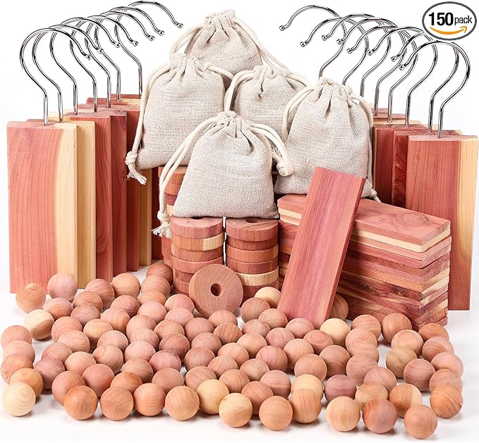 Geetery 150 Pcs Cedar Blocks for Clothes Storage Aromatic Planks with Metal Hooks Cedar Chips and Balls Wooden Scented Accessories for Drawer Closet Freshener