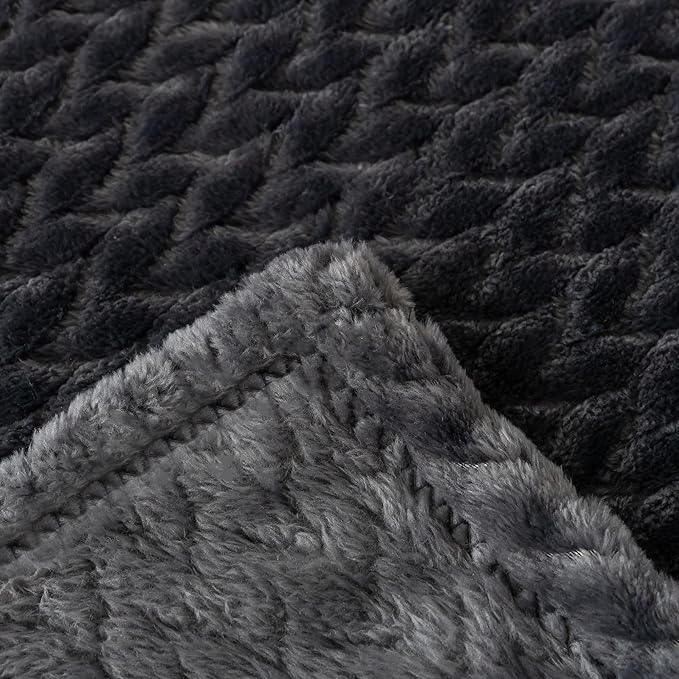 Oversized King Fleece Blanket 120x138 Inches, Seamless Soft Cozy 3D Jacquard Flannel Blanket 10'x11.5' Extra Large for Bed, Sofa, Couch, Travel & Camping, California King Throw, Dark Grey Leaf