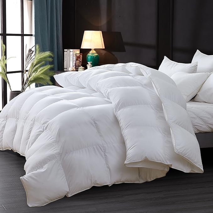 Luxurious All-Season Goose Down Feather Fiber Comforter Queen Size Duvet Insert, Premium White Solid Plain Design, Premium Baffle Box, 100% Egyptian Cotton, 70 oz Fill Weight