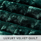 RECYCO Luxury Velvet Quilt Set King Size Bedding Sets, Ultra Soft Velvet Comforter Set, Lightweight Channel Box Stitch Oversized Bedspread Coverlet for All Season, with 2 Shams, Emerald Green