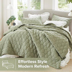 Comfort Spaces Queen Quilt Set Modern Reversible Ogee Coverlet Queen Bedding Set Cozy Quilted Winter Layer, All Season Lightweight Soft Queen Size Quilt, Kienna, Full/Queen Olive Green 3 Piece