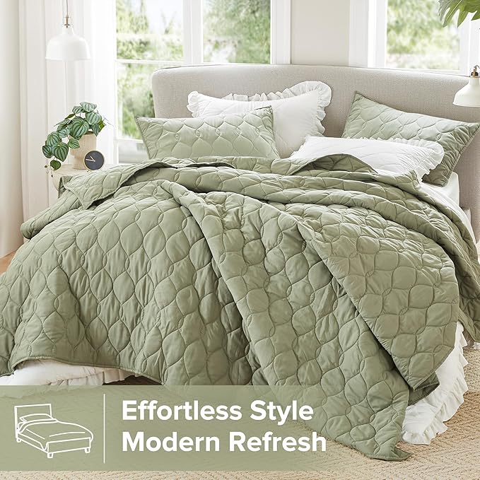 Comfort Spaces Queen Quilt Set Modern Reversible Ogee Coverlet Queen Bedding Set Cozy Quilted Winter Layer, All Season Lightweight Soft Queen Size Quilt, Kienna, Full/Queen Olive Green 3 Piece