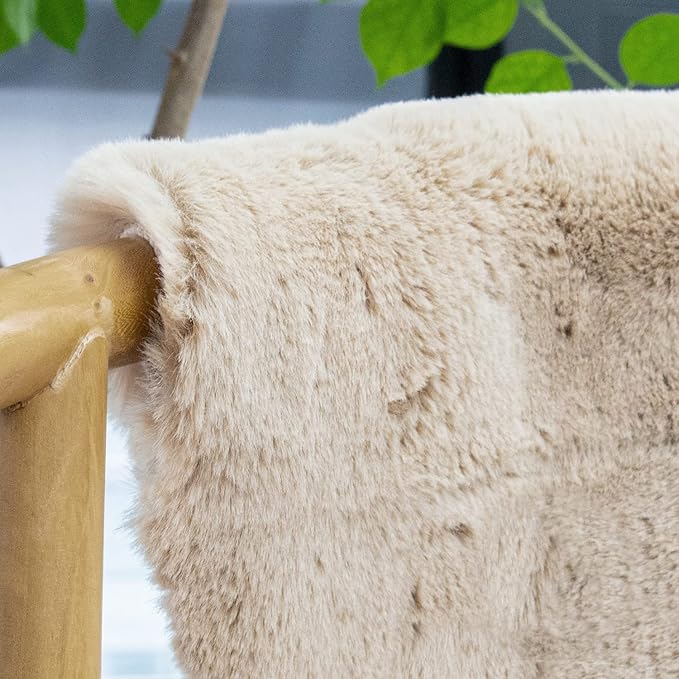5x8 Area Rug Light Brown Beige Plush Shaggy Rugs for Bedroom Washable Faux Rabbit Fur Rug for Living Room Fluffy Large Nursery Rug Home Décor