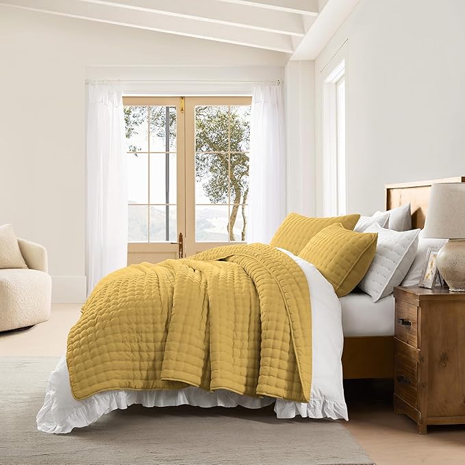 WDCOZY Twin Quit Size Bedding Sets with Pillow Sham, Lightweight Soft Bedspread Coverlet, Quilted Blanket Thin Comforter Bed Cover for All Season, 2 Pieces, 68x90 inches, Yellow