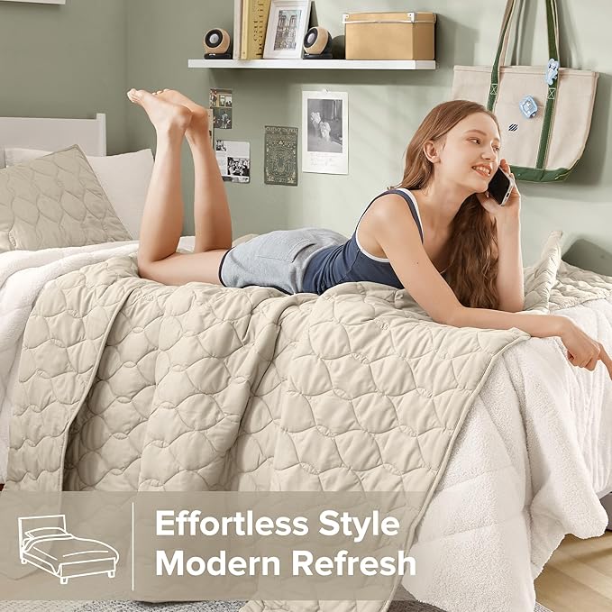 Comfort Spaces Twin Quilt Set Modern Reversible Ogee Coverlet Twin Bedding Set Cozy Quilted Winter Layer, All Season Lightweight Soft Twin Size Quilt, Kienna, Twin/Twin XL Beige 2 Piece