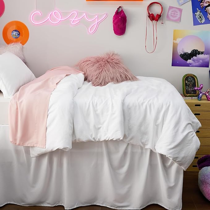 Bedsure Duvet Cover Twin/Twin XL Size - 2 Pieces Prewashed Cotton-Like Polyester Extra Soft Bedding Set, Includes 1 Twin Duvet Cover 68''x90'' with Zipper Closure & 1 Pillow Sham, White, No Comforter