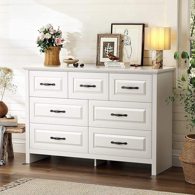 Marsail Farmhouse 7 Drawer Dresser, Wood Chest of Drawers with Natural Texture, Smooth Gliding Drawers, Versatile Storage Organizer Cabinet for Bedroom & Living Room, White