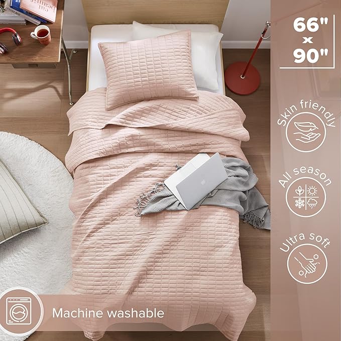 Comfort Spaces Kienna Quilt Set- Double Sided Stitching Design Summer Blanket, Lightweight, Soft, All Season Bedding Layer, Matching Sham, Blush, Coverlet Twin/Twin XL(66"x90") 2 Piece