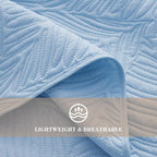Exclusivo Mezcla California King Quilt Bedding Set, Lightweight Sky Blue Quilts Cal Oversized King Size for All Seasons, Soft Microfiber Bedspreads Coverlets with Leaf Pattern, 3 Piece