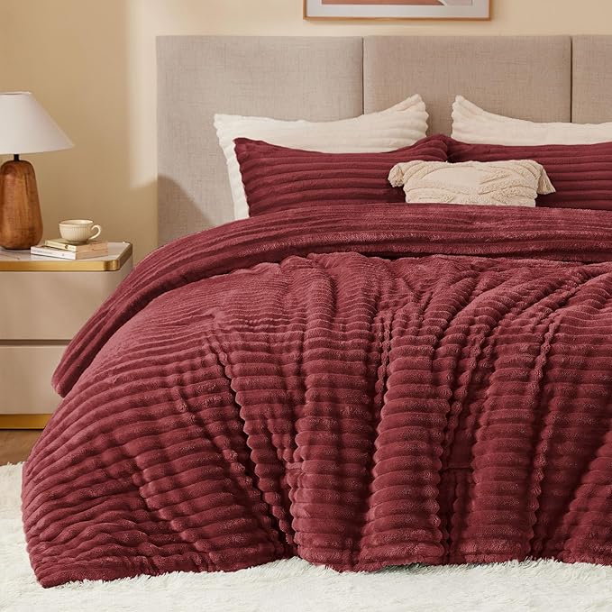 BEDELITE Fleece California King Comforter Set -Super Soft & Warm Fluffy Burgundy Bedding, Luxury Fuzzy Heavy Bed Set for Winter with 2 Pillow Cases