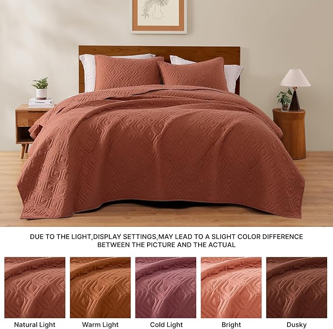 WRENSONGE Queen Quilt-3 Pieces Geometric Autumn Leaf Bedspreads Queen Size Quilt Bedding Set for All Seasons, Soft Summer Coverlet with 2 Pillow Shams Suitable for Bed, Couch, Quilted Blanket