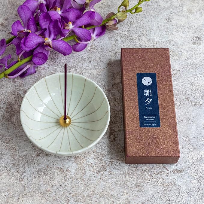 Asayu Japan Low Smoke Incense Gift Set with Incense Holder and Brass Stand, Premium Japan Set (Sakura & Green Tea) Incense Sticks with White Lotus Incense Holder