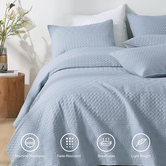 HORIMOTE HOME Light Blue Twin Size Quilt Set - Soft Microfiber Bedspread with 1 Sham, Lightweight & All-Season Geometric Coverlet for Cozy Bedding