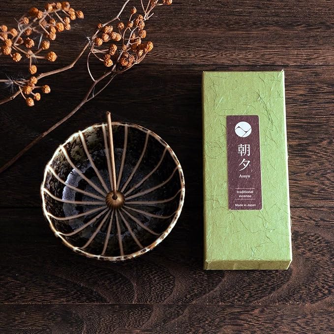 Asayu Japan Traditional Incense Gift Set with Brass Stand, Forest Scent with Green Lotus Incense Holder
