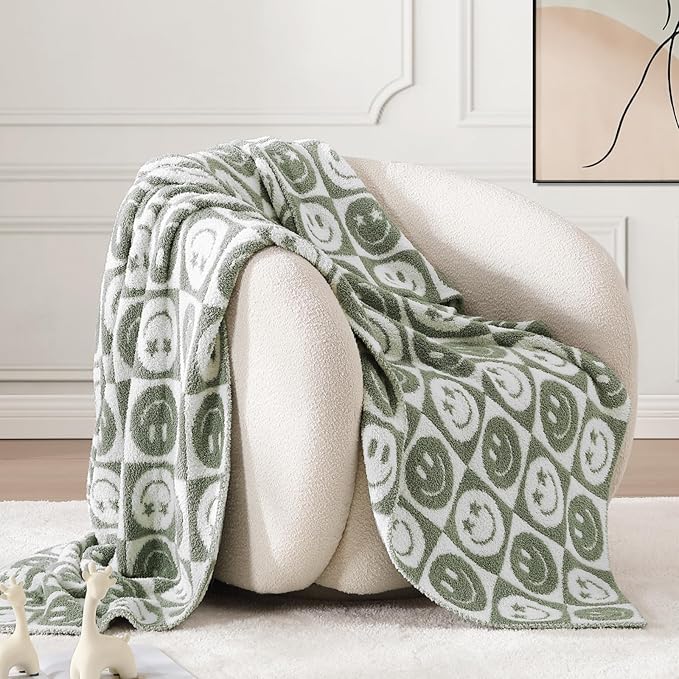 WRENSONGE Checkered Throw Blanket Seagrass Smiling Face Soft Cozy Fluffy Warm Hand Made Throw Blankets for Couch, Sofa, Chair, Bed, Camping, Picnic, Travel Lightweight Bed Blanket - 50"*60"