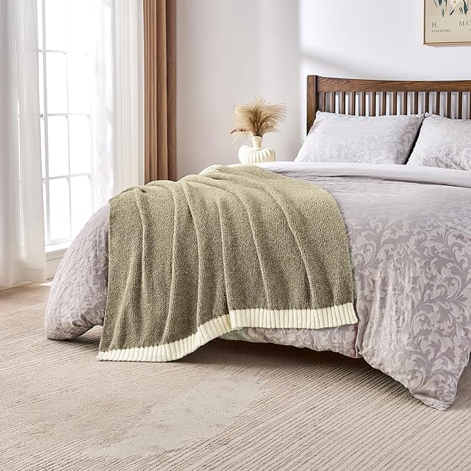 CozeCube Super Soft Fullfy Microfiber Reversible Knitted Blankets, Warm Cozy Fuzzy Plush Throw, Olive Green and White Melange Throw Blanket for Couch Bed Sofa, 60" x 80"