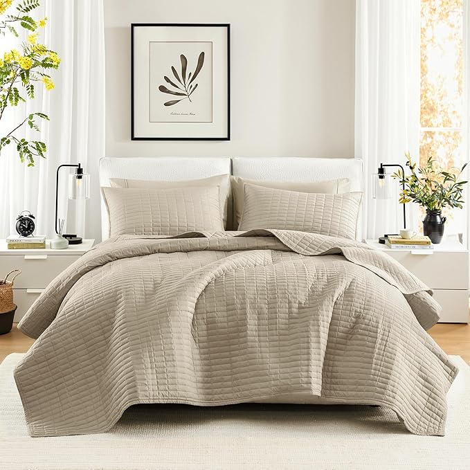 Comfort Spaces Twin Quilt Set Modern Reversible Plaid Coverlet Twin Bedding Set Cozy Quilted Winter Layer, All Season Lightweight Soft Twin Size Quilt, Kienna, Twin/Twin XL Beige 2 Piece