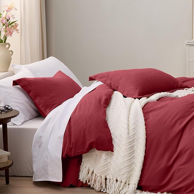 Bedsure Red Duvet Cover Full Size - 3 Pieces Prewashed Extra Soft Cotton-Like Polyester Bedding Set, Includes 1 Duvet Cover 80x90 Inches with Zipper Closure & 2 Pillow Shams, Comforter Not Included
