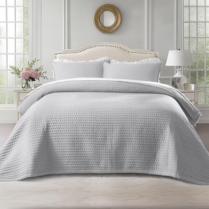 KASENTEX Oversized Queen Quilt Set 102"x106" – Soft Washed 3-Layer Lightweight Bedspread, Minimalist Nordic Design, All-Season Spring & Summer Quilt Set (1 Quilt + 2 Pillow Shams), Gull