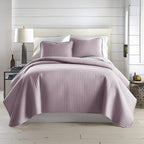 Southshore Fine Living, Inc. Full/Queen Quilt Set, Full Size Quilts with 2 Matching Pillow Shams, Lightweight Quilt Coverlet, Lightweight, Easy Care Machine Washable Queen Size Bedspread, Lavender