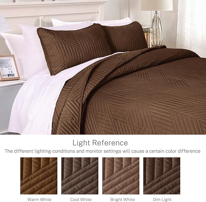 Exclusivo Mezcla Ultrasonic King Quilt Bedding Set, Lightweight Brown Bedspreads Soft Modern Geometric Coverlet Set for All Seasons (1 Quilt and 2 Pillow Shams)