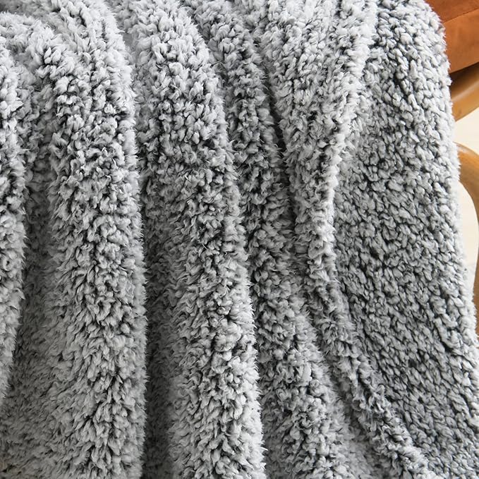 Ultra Soft Fleece Sherpa Blanket Queen Size,Lightweight Cozy Boho Bed Blanket with Decorative Tassel, Pattern Reversible, 2 Tones Ombre Black, 90”x90”