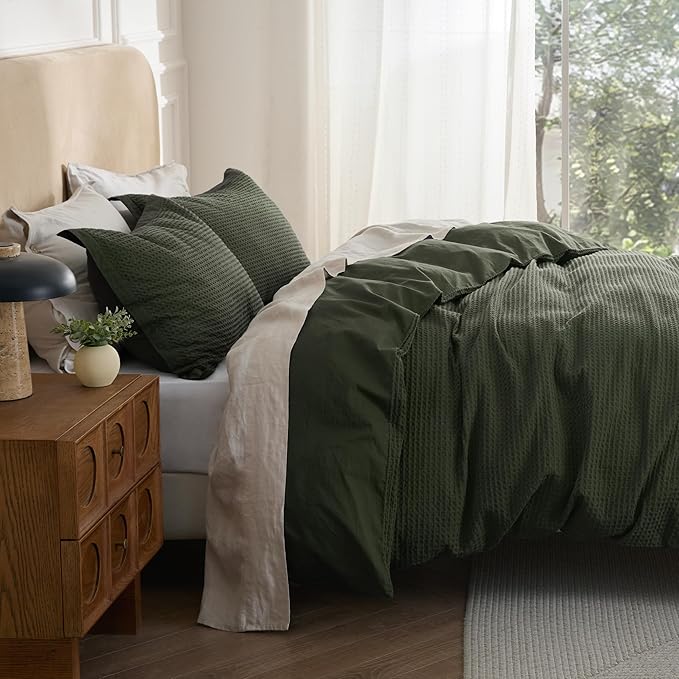 Bedsure 100% Cotton Duvet Cover King Size with Fitted Sheet - 4 Pieces Olive Green Waffle Weave Bedding Set, GentleSoft™ and Breathable, Includes 1 Duvet Cover 104x90, 1 Fitted Sheet, 2 Pillow Shams