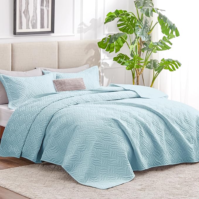Love's cabin Quilts for Queen Bed Light Blue Bedspreads - Soft Bed Summer Lightweight Bedspread Comforter - Modern Style Wave Pattern Coverlet for All Season - 3 Pieces (1 Quilt, 2 Pillow Shams)