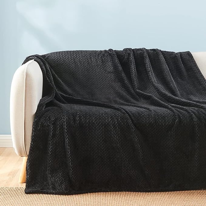 NEWCOSPLAY Super Soft Throw Blanket Black Premium Silky Flannel Fleece Leaves Pattern Lightweight Bed Blanket All Season Use (Black, Throw(50"x60"))