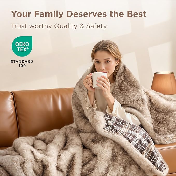 Sophia & William Fox Faux Fur Bed Blanket Throw for Couch(60x80 Inches), Luxury Fluffy Fuzzy Warm Soft Reversible Blankets, Plush Throw, 800GSM, Arctic Fox & Plaid