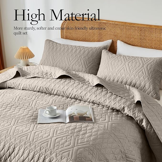 akkialla Twin Quilt Set, Taupe Lightweight Microfiber Bedspread Coverlet, Boho Geometric Pattern, Soft All-Season Bedding, 2-Piece (1 Quilt, 1 Pillow Sham) | Breathable fabric, Modern style