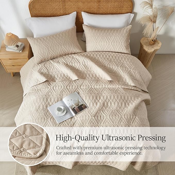 akkialla Twin Size Quilt Bedding Set,Beige Lightweight Microfiber Soft Bedspreads,Modern Style Geoetric Pattern Coverlet Set for All Seasons,2 Piece(1 Quilt,1Pillow Sham)