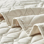 akkialla Twin Quilt Set, Boho Style in a Solid Color, Cream Lightweight Microfiber Bedspread, Soft and Breathable Coverlet for All Seasons, 2-Piece Bedding Set (1 Quilt, 1 Pillow Sham)