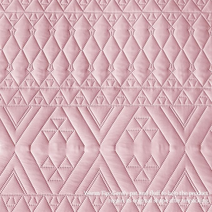 akkialla Twin Quilt Set, Pink Lightweight Microfiber Bedspread Coverlet, Boho Geometric Pattern, Soft All-Season Bedding, 2-Piece (1 Quilt, 1 Pillow Sham) | Breathable fabric, Modern style