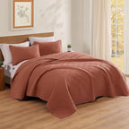WRENSONGE King Size Quilt-3 Pieces Geometric Autumn Leaf Bedspreads King Quilt Bedding Set for All Seasons, Soft Summer Coverlet with 2 Pillow Shams Suitable for Bed, Quilted Blanket